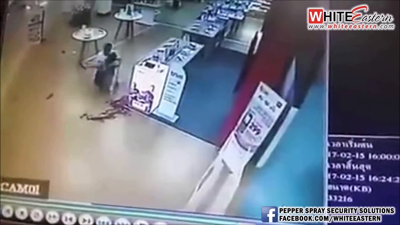 17/02/2015 Thailand Brutal Cold-blooded Shooting Murder Caught On Tape