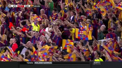 Lionel Messi enrhume quatre défenseurs avant de tromper le gardien de l'Athletic Bilbao