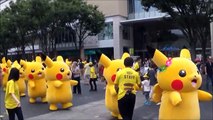 Terrifiiante marche de Pikachus dans les rues