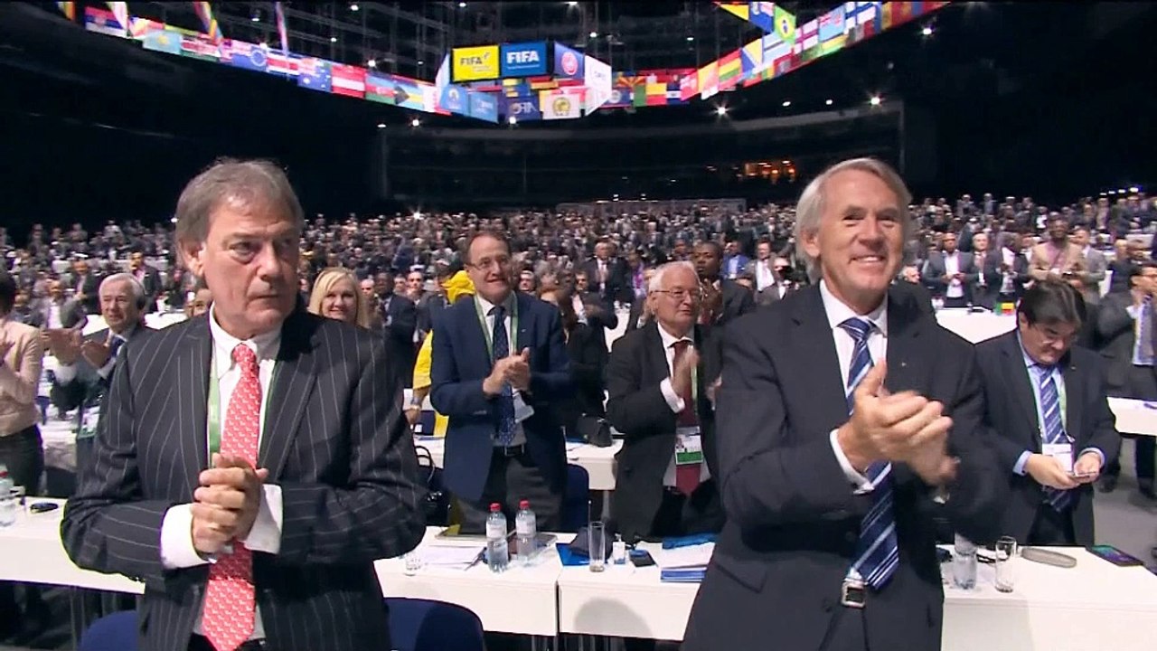 FIFA: Heile Fußballwelt dank Sonnenkönig Sepp