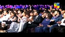 When Saba Qamar Won Best Actress Award @ Hum Tv Awards...Check The Reaction Of Mahira Khan