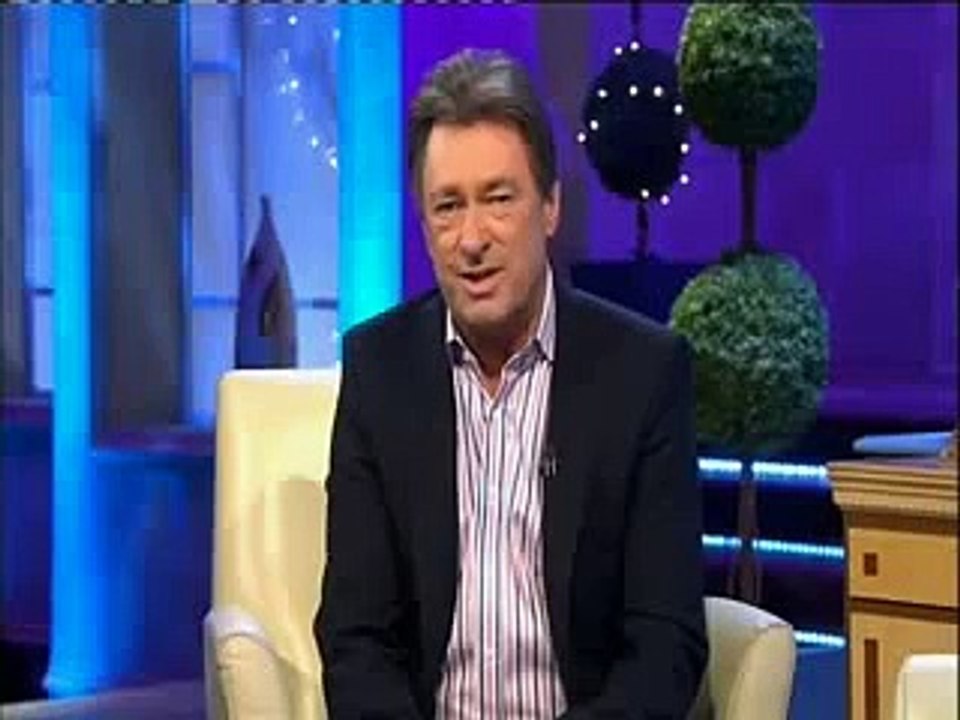 Watch Imran Khan's Respect in International Media (Dengue Bros or Zardari have this ? )
