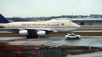 Saudi Airlines Boeing 747-SP Landing İniş