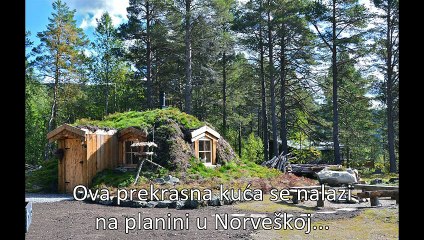 Tiny House In The Mountains Of Norway