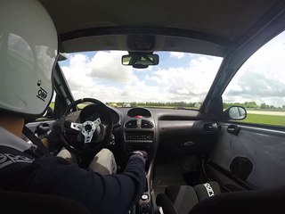 LFG 250515 Depassement clio RS