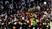 السعودية: الالاف يشاركون في تشييع جثمان أخر ضحايا هجوم القديح