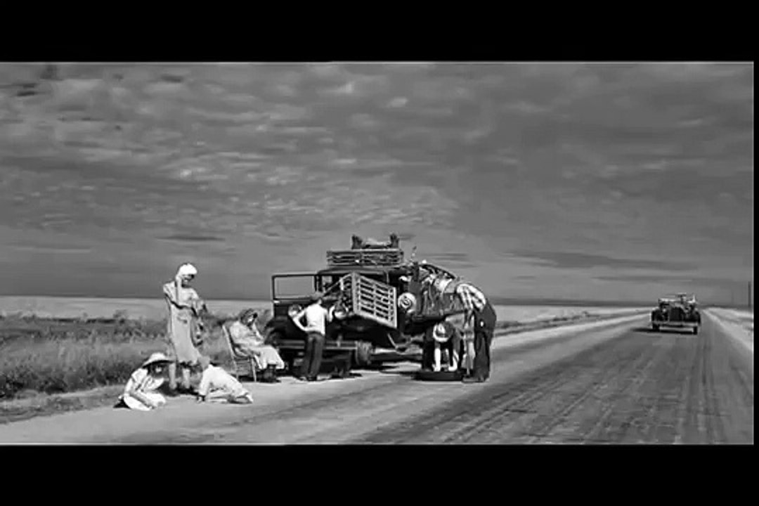 Paper Moon (1973) Car Scene