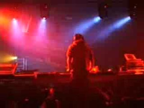 Troubles fete vs Teknomad-2003