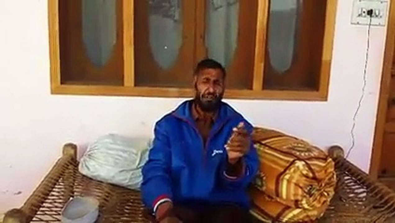 Ambulance mama haha very funny must watch, pashto funny drama, tapay tang takor,