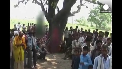 Dos menores violadas y asesinadas aparecen ahorcadas de un árbol en la India