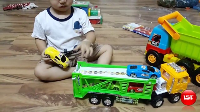 Baby Gau play car animation, car animated, car anime, car transportation - YouTube