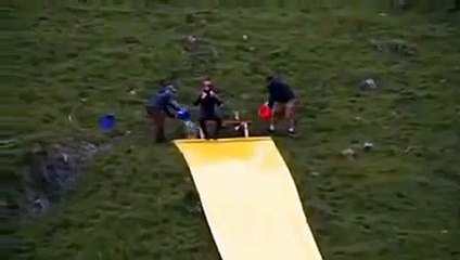 I bet you will watch this video OVER and OVER AGAIN, absolutely AMAZING!!