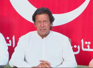 Imran distances KP govt from Mian Iftikhar's arrest
