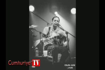 Kaan Tangözü'den olay yaratan Gezi şarkısı