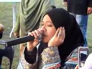 Surah AKhlas, Qariyah Sharifah Khasif