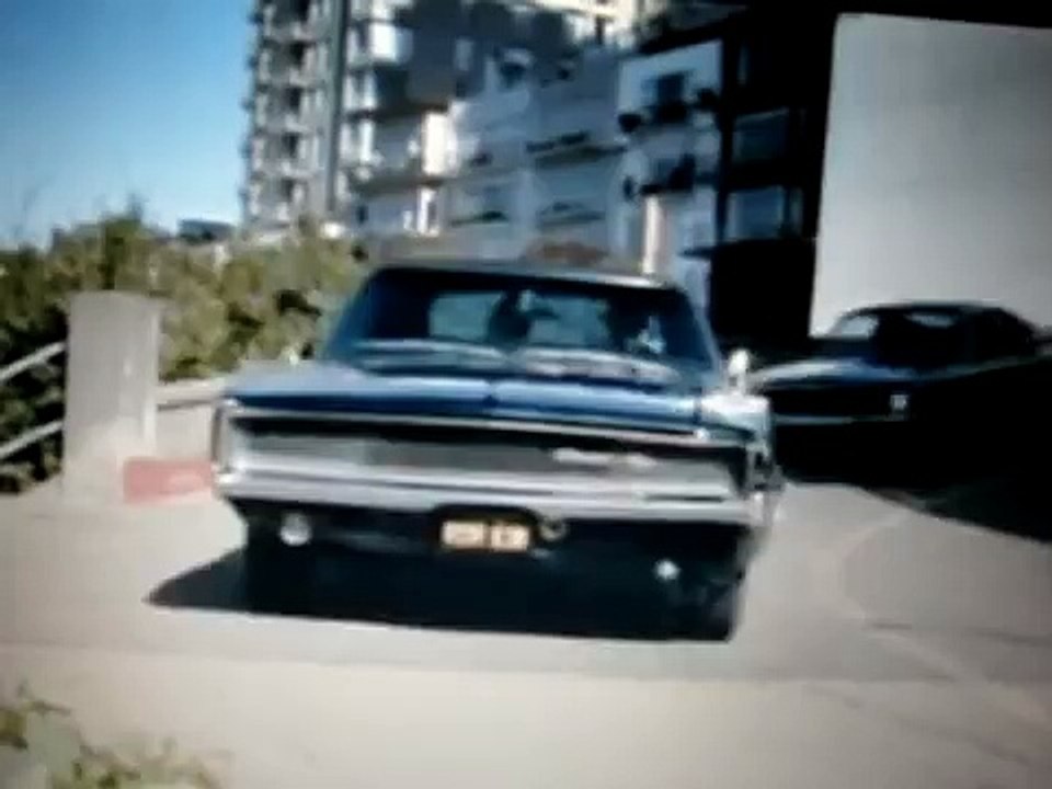 BULLITT, STEVE MCQUEEN CAR CHASE WITH RADIO ON  'THE DOORS' MUSIC