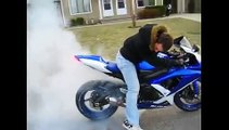 2008 GSXR 600 Rolling Burnout