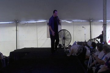 Scott Michael sings 'Mess O Blues' Elvis Week 2010