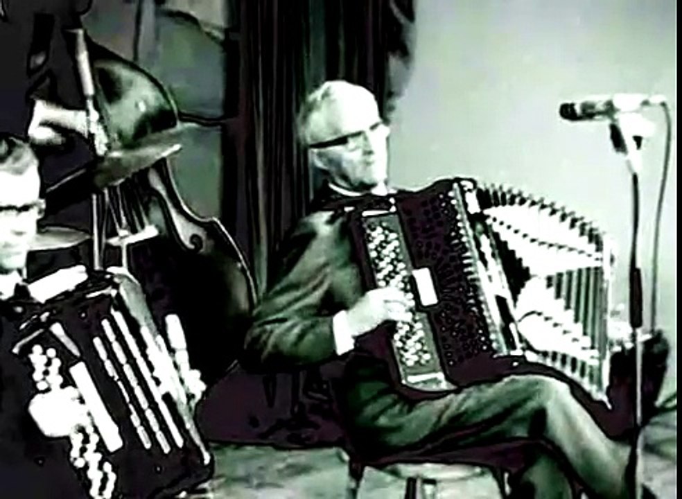 Carl Jularbo - Lyckobringaren ( The Good Luck Charm ) accordion of sweden
