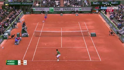 Roland Garros : L'amortie géniale de Gaël Monfils face à Roger Federer