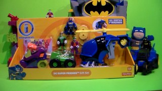 DC Super Friends Gift Set 3 Figures and 3 Vehicles including Batman and Batcopter w/ Launcher!