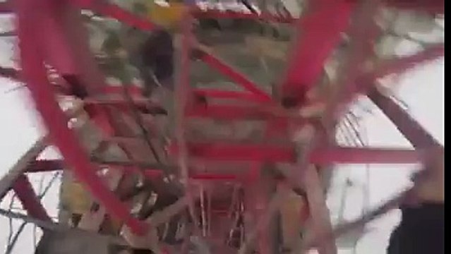 AMAZING VIDEO of a pair of outlaw tower climbers climbing the Shanghai Tower