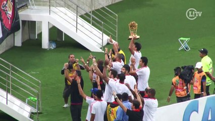 É tetraaaa! Time de basquete do Flamengo é recebido com festa no Maracanã
