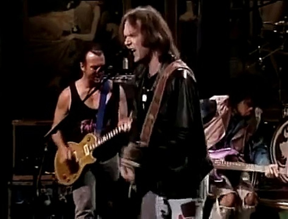 Neil Young- Rockin' In The Free World Live (SNL 1989)