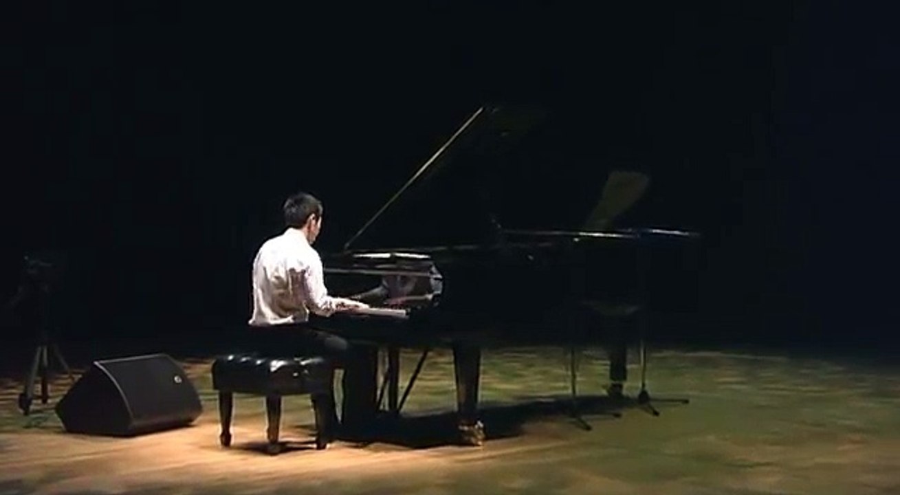 Yiruma -River Flows In You