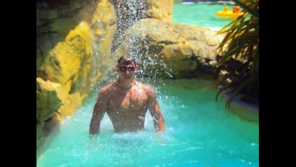 Adrien b 1 ans musculation.