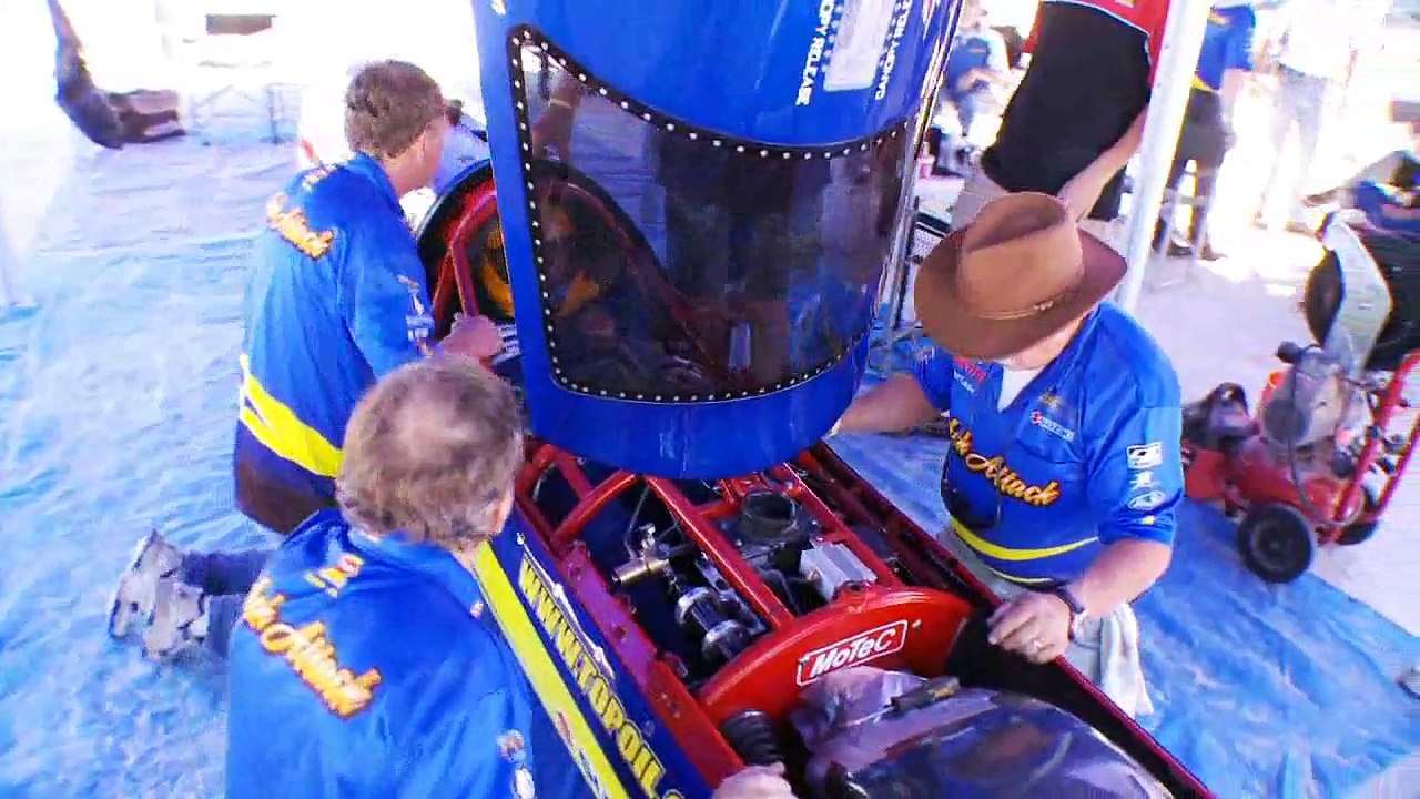 Loctite breaks Land Speed Records at Bonneville Salt Flats