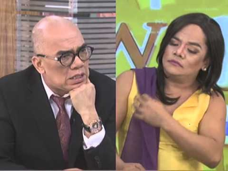 Chokoleit impersonates Risa Hontiveros