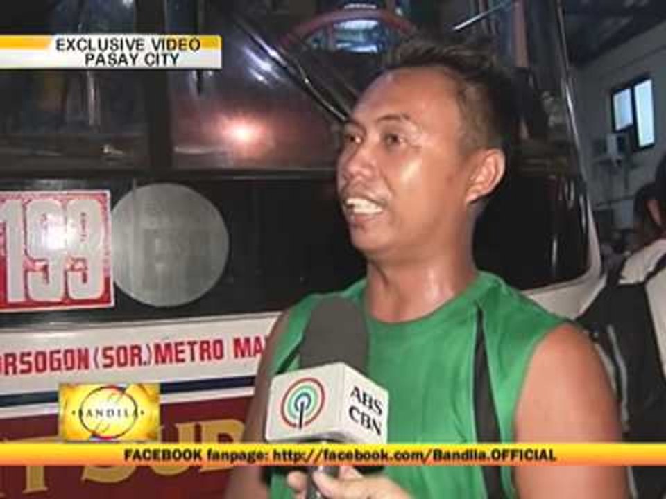 Bus passengers struggle to get ride