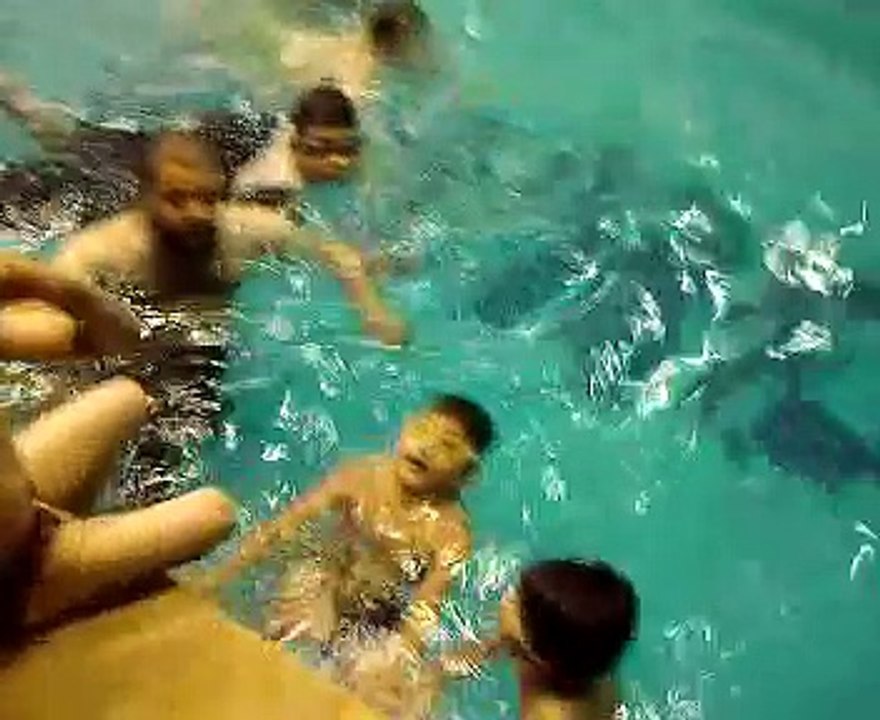 السباحة للصغار