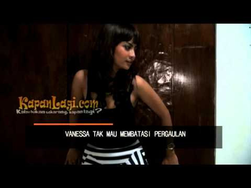 Vanessa Angel Tak Pilih-Pilih Dalam Berteman