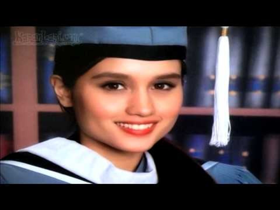 Lulus Cum Laude, Cinta Laura Selfie di Instagram