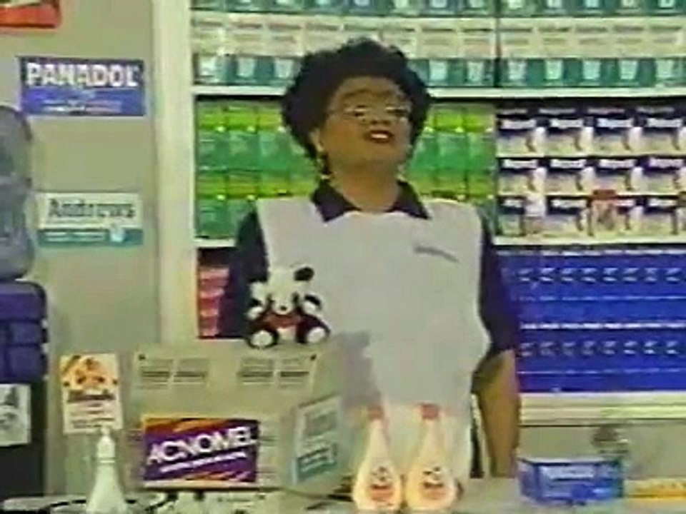 JB Noticias / La farmacia de Gloria VIII 1/2