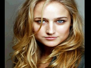 Leelee Sobieski,
