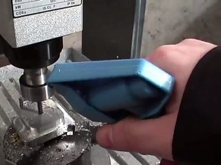 My self-made cnc-mill. (The first try)