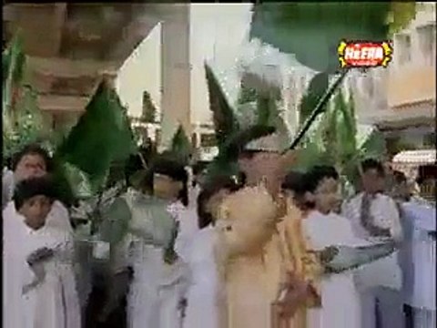 Noor Wala Aya Hai naat by naat khawan Farhan Ali Qadri 2015