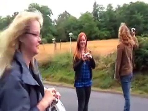 Twi-Tour: Crazy Twilight Fans in Forks, WA.