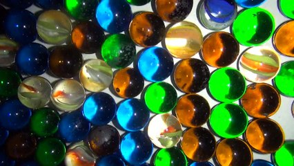 Machine à billes géante : 11000 billes qui roulent!