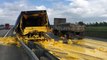 Un camion transportant de la peinture se crash sur l'autoroute