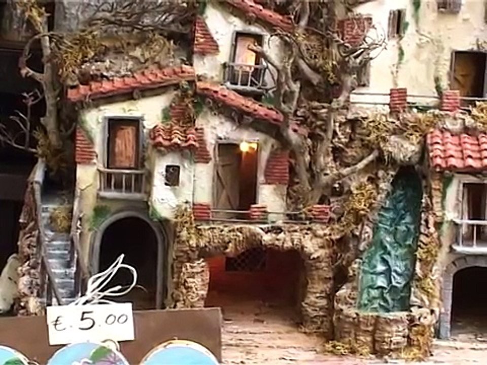 69 NAPOLI SOTTO E SOPRA - VIDEOTESINA DI FINE MASTER