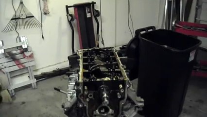 LS1 Engine Tear down Video 3 piston and crank removal - (Carburetorssuck.com)