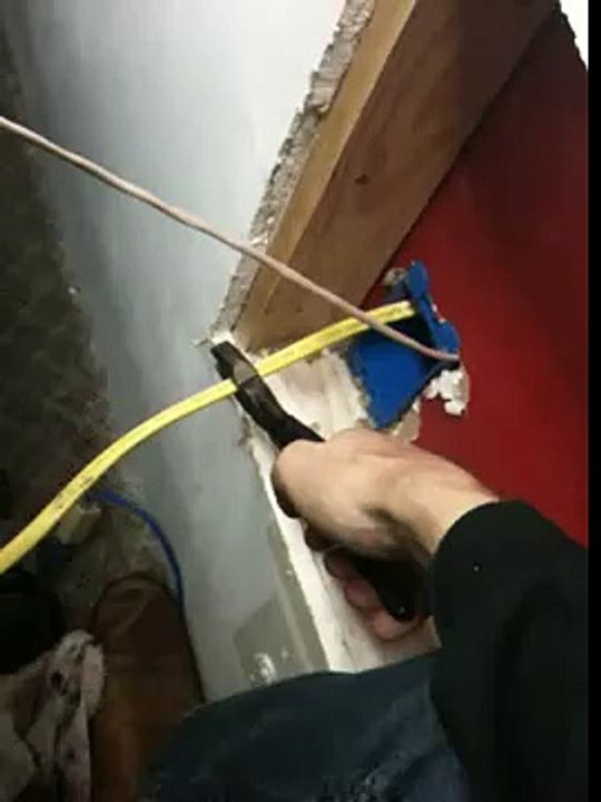 Idiot cutting live electric cable
