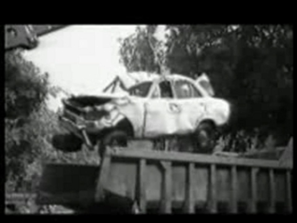 NIMES, LUNDI 3 OCTOBRE 1988