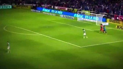 Ronaldinho stole the ball from Goalkeeper - Queretaro vs Santos