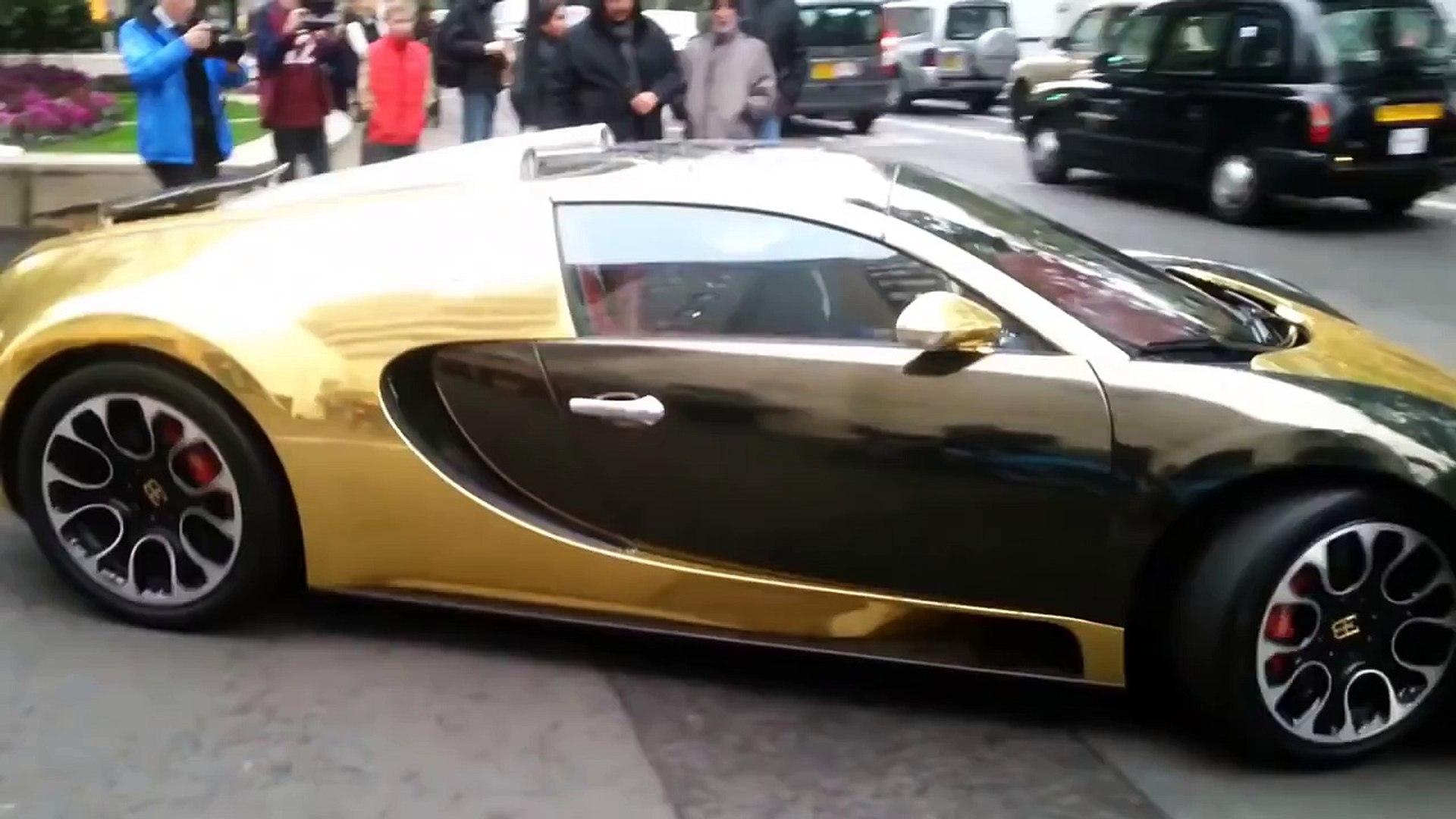 Gambar Wallpaper Mobil Termewah