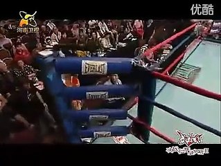 Adrien Grotte K.O.s Shaolin Wrrior Monk Yi Long (一龙).flv